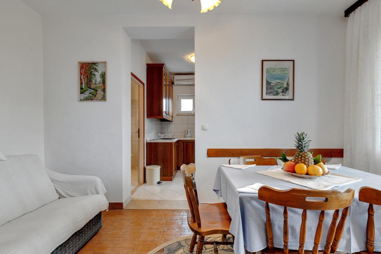 Apartments Tihomir Musac Omiš Extérieur photo