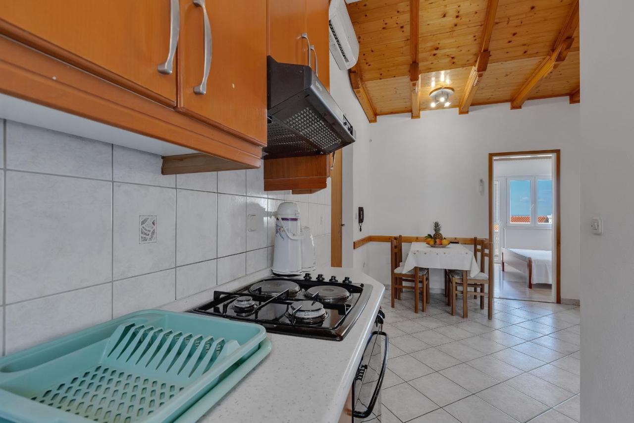 Apartments Tihomir Musac Omiš Extérieur photo