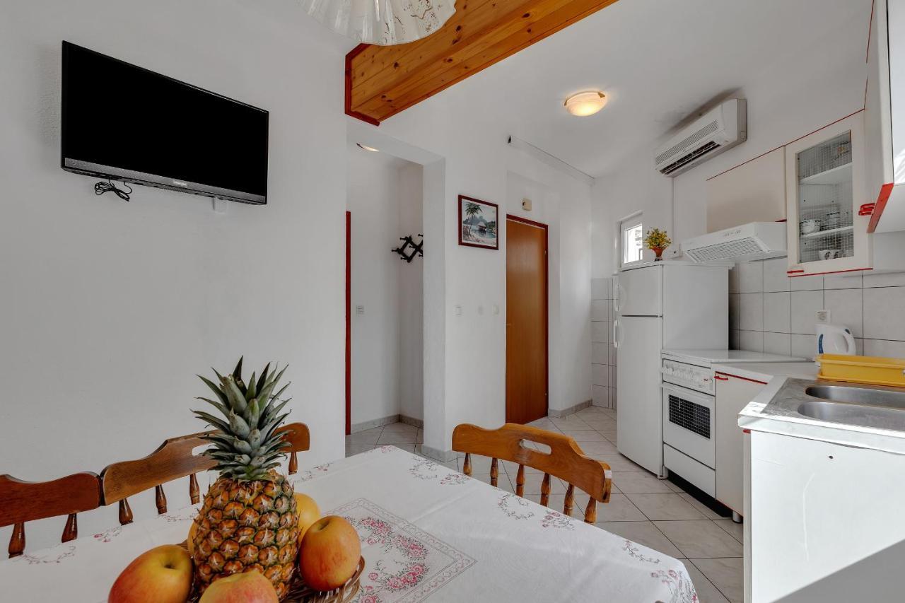 Apartments Tihomir Musac Omiš Extérieur photo
