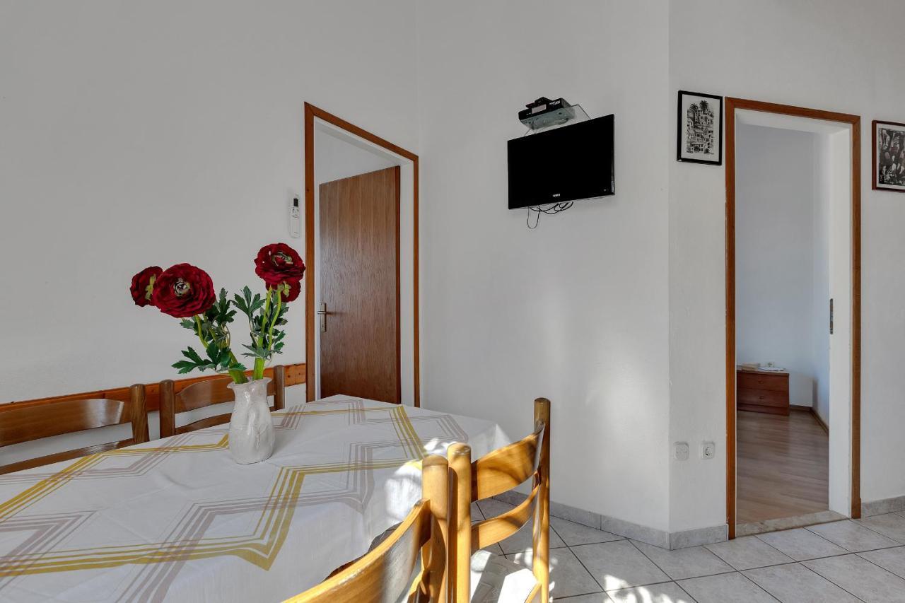 Apartments Tihomir Musac Omiš Extérieur photo